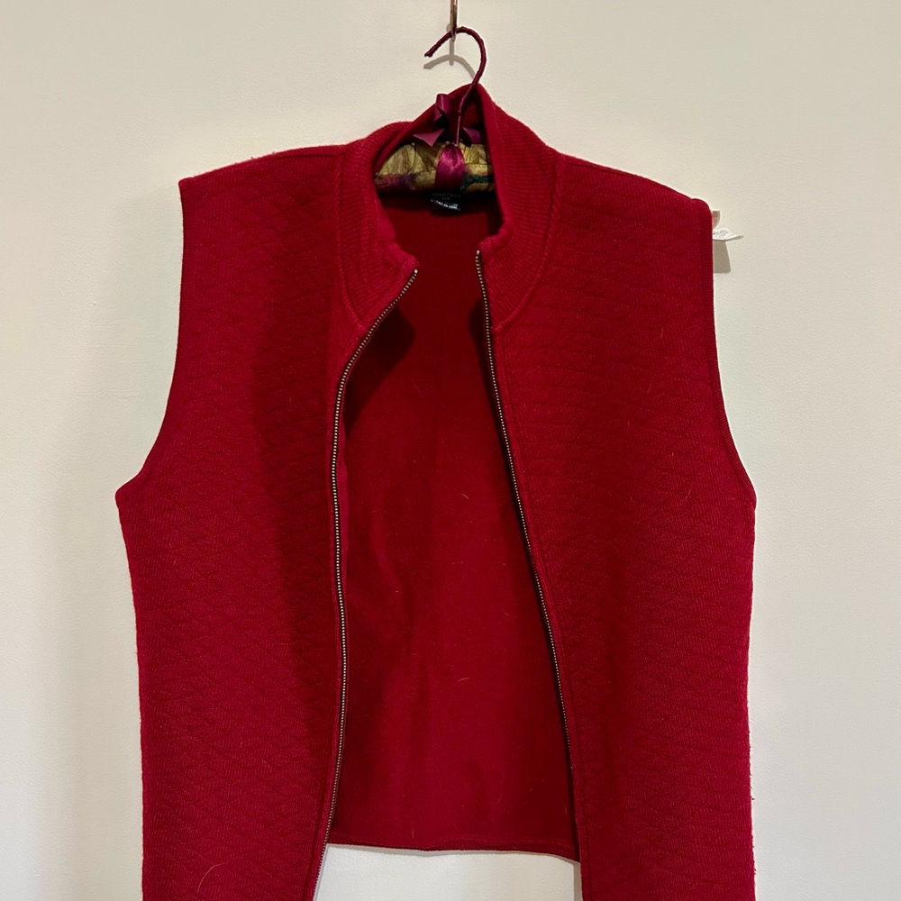 Woolrich 100% wool red vest women’s large